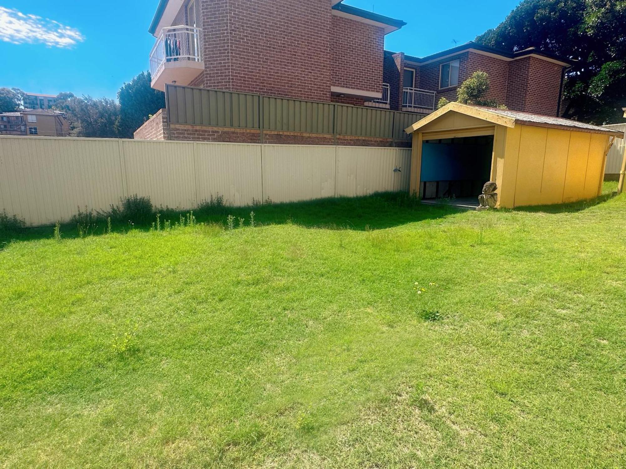 Three Bedroom House Within Walking Distance To Light Rail Station Ferienhaus *